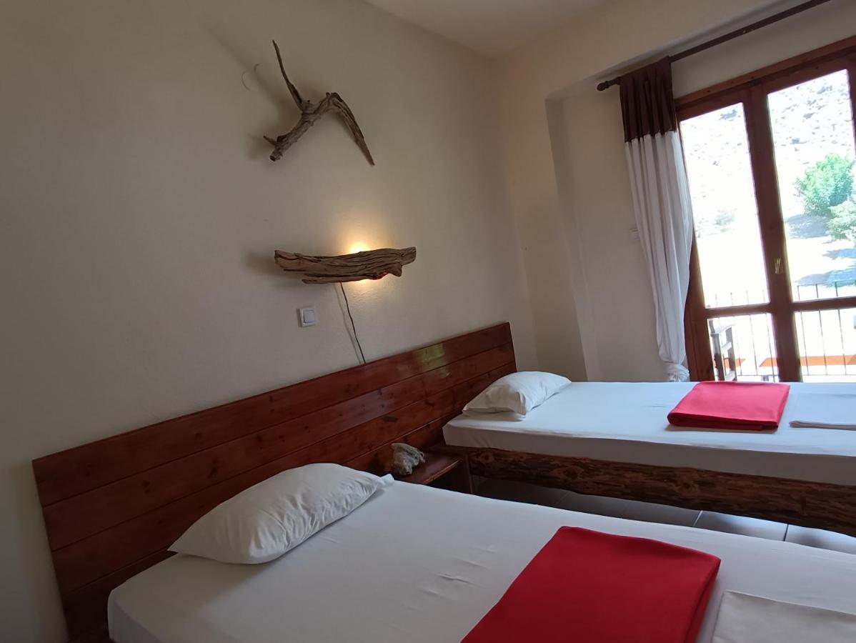 Pachnes Bed And Breakfast Ajia Rumeli Zewnętrze zdjęcie